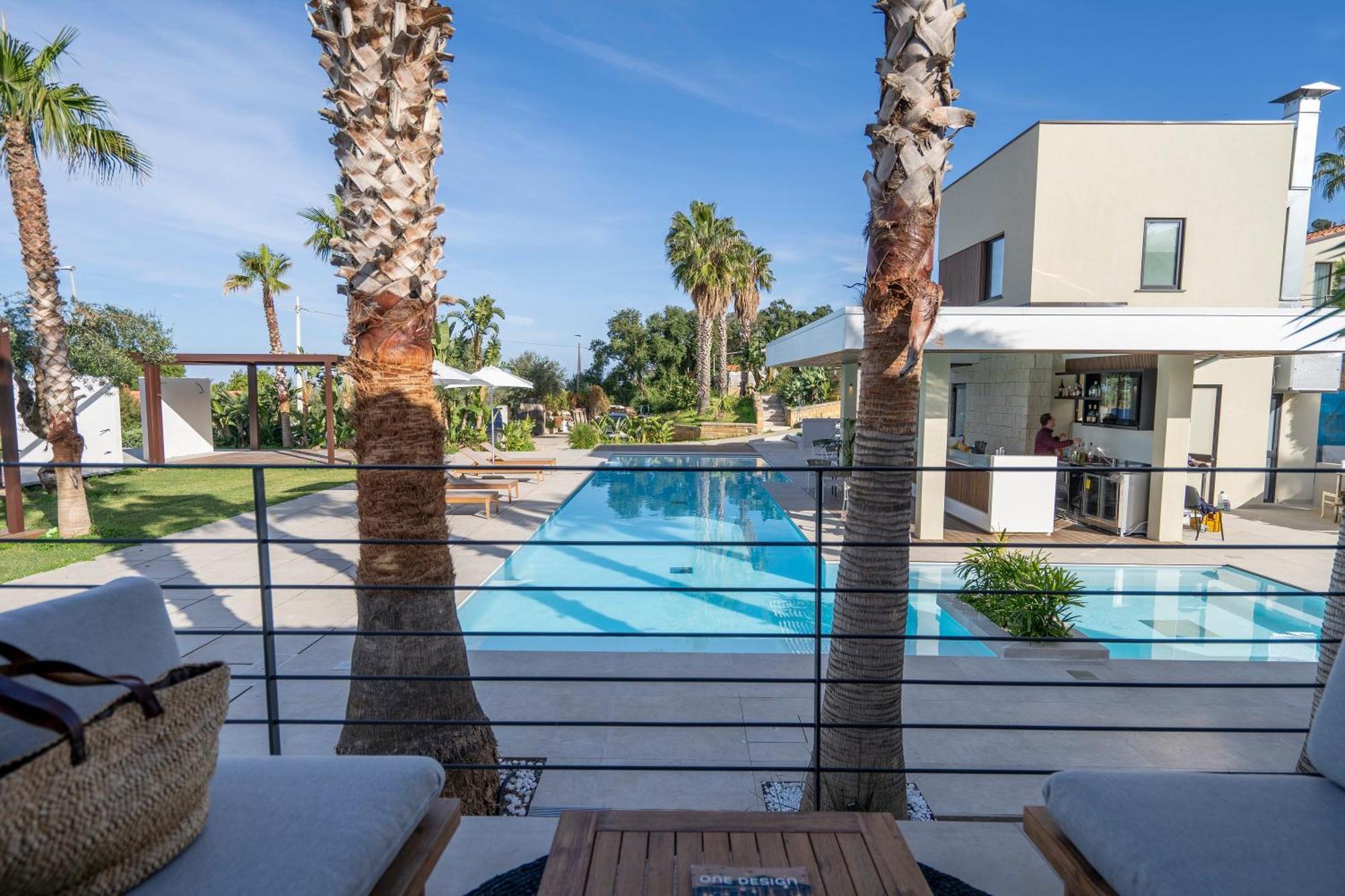 King Room Pool View