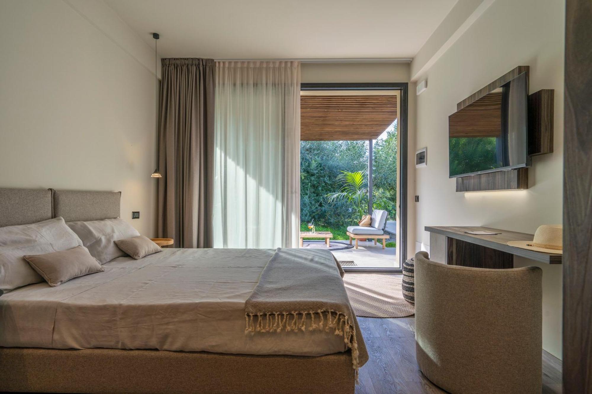 Double Room Garden View
